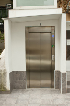 Instalación de ascensores en Irún (Gipuzkoa)
